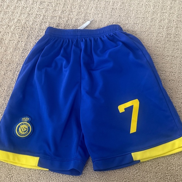 Soccer Jersey Set (Ronaldo) - Picture 5 of 8